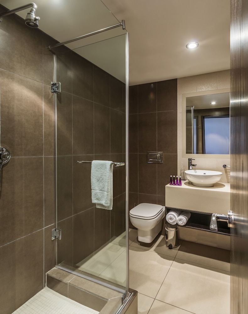 Avani, Superior, King Bed، Avani Lesotho Hotel & Casino 7/10