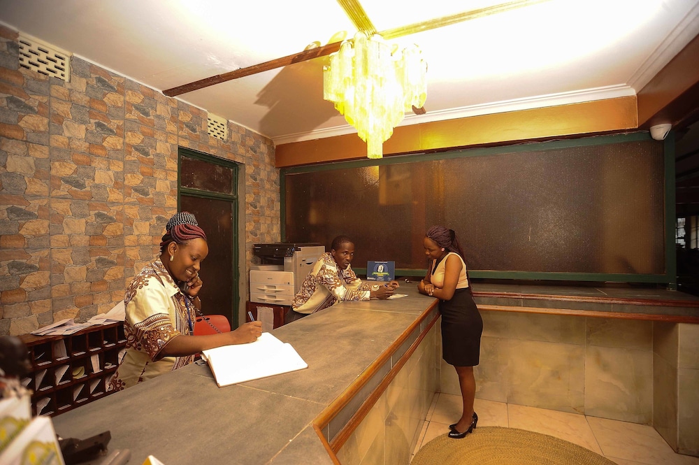 Kenya Comfort Hotel 46/69