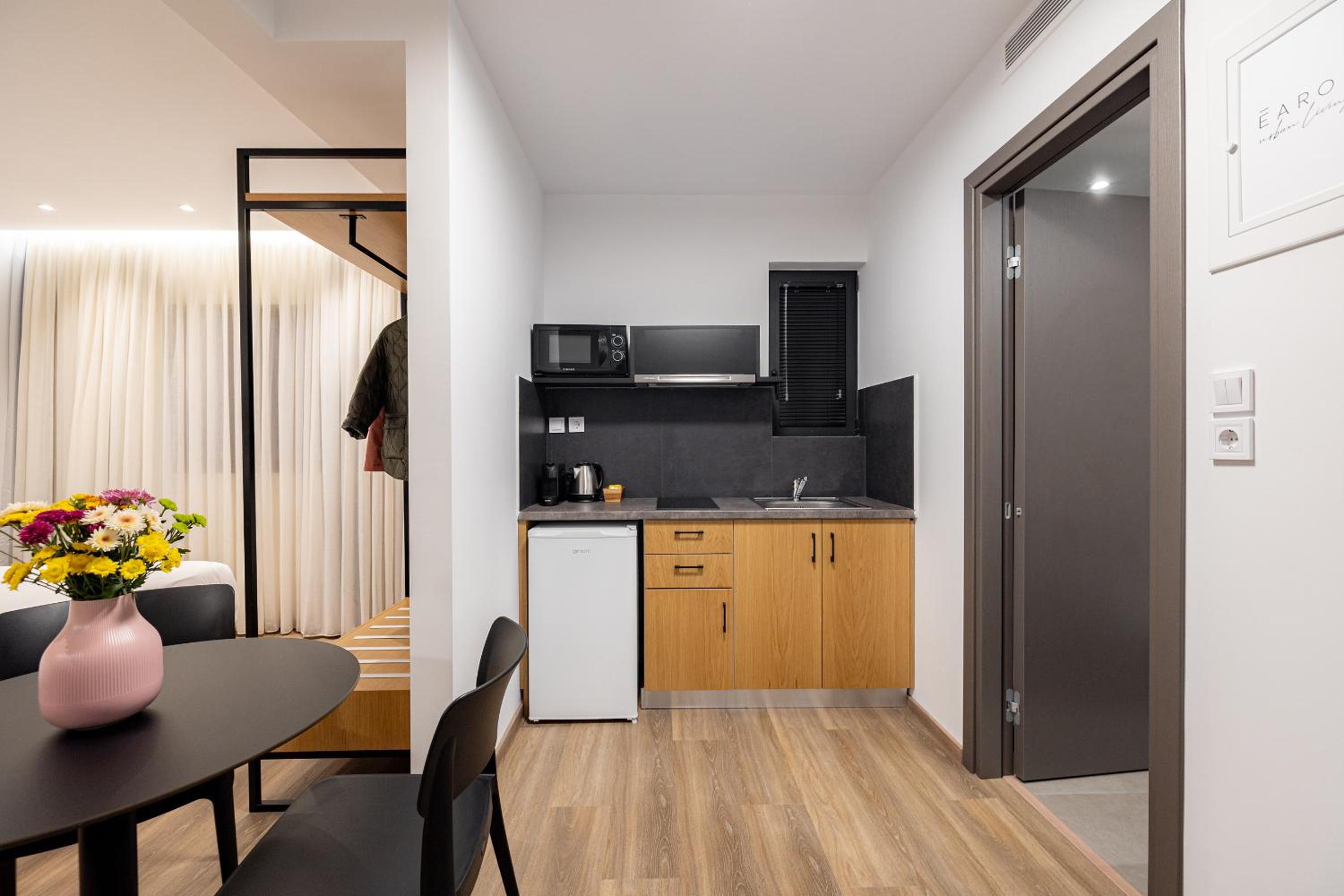 Earos Urban Living 5/23
