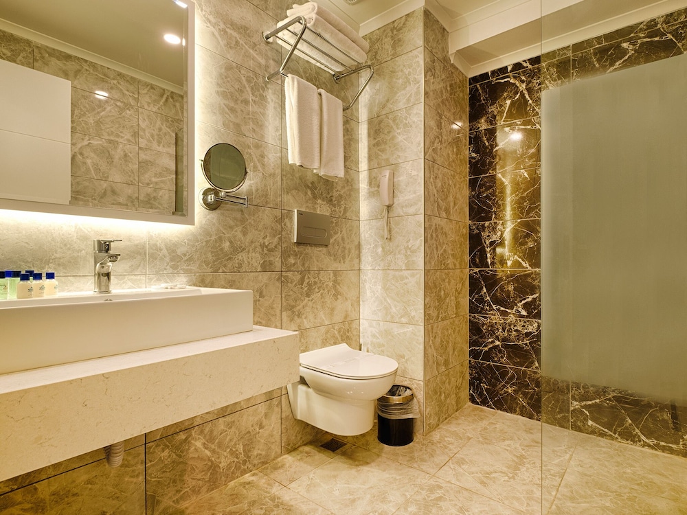 Grand Uysal Beach and Spa Hotel 50/50