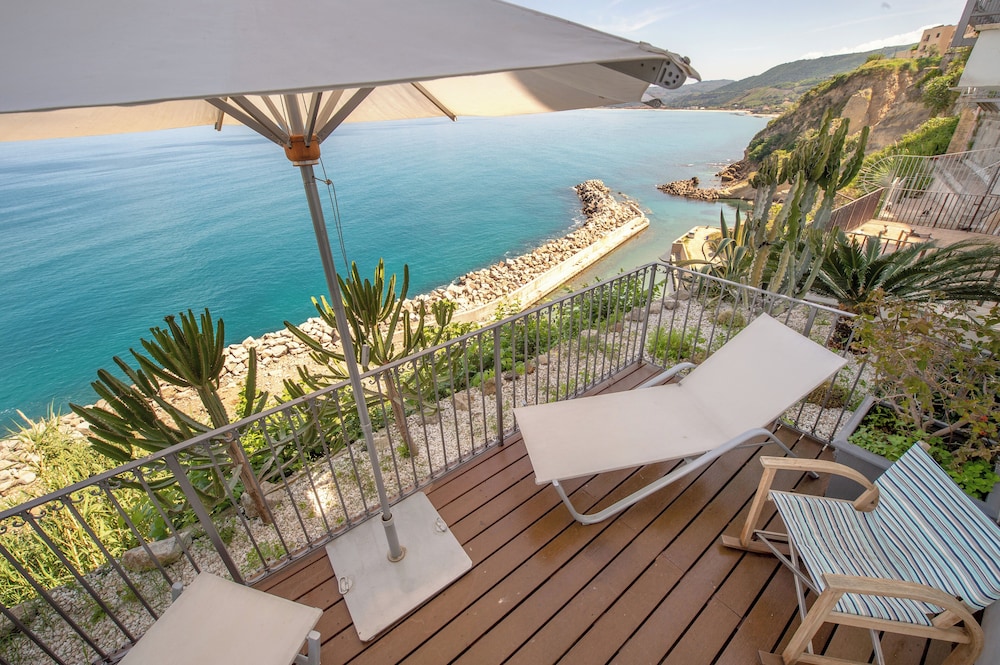 Piccolo Grand Hotel 37/43