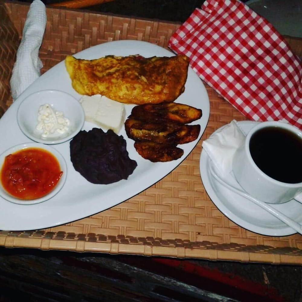 Feathers Hotel And Lounge - Hostel 图片5