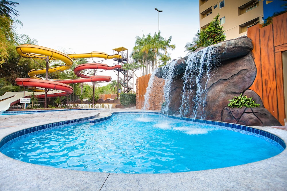 Golden Dolphin Grand Hotel 50/51