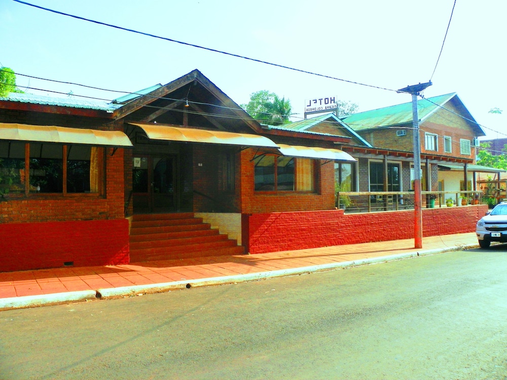 Tierra Colorada Hotel 4/74