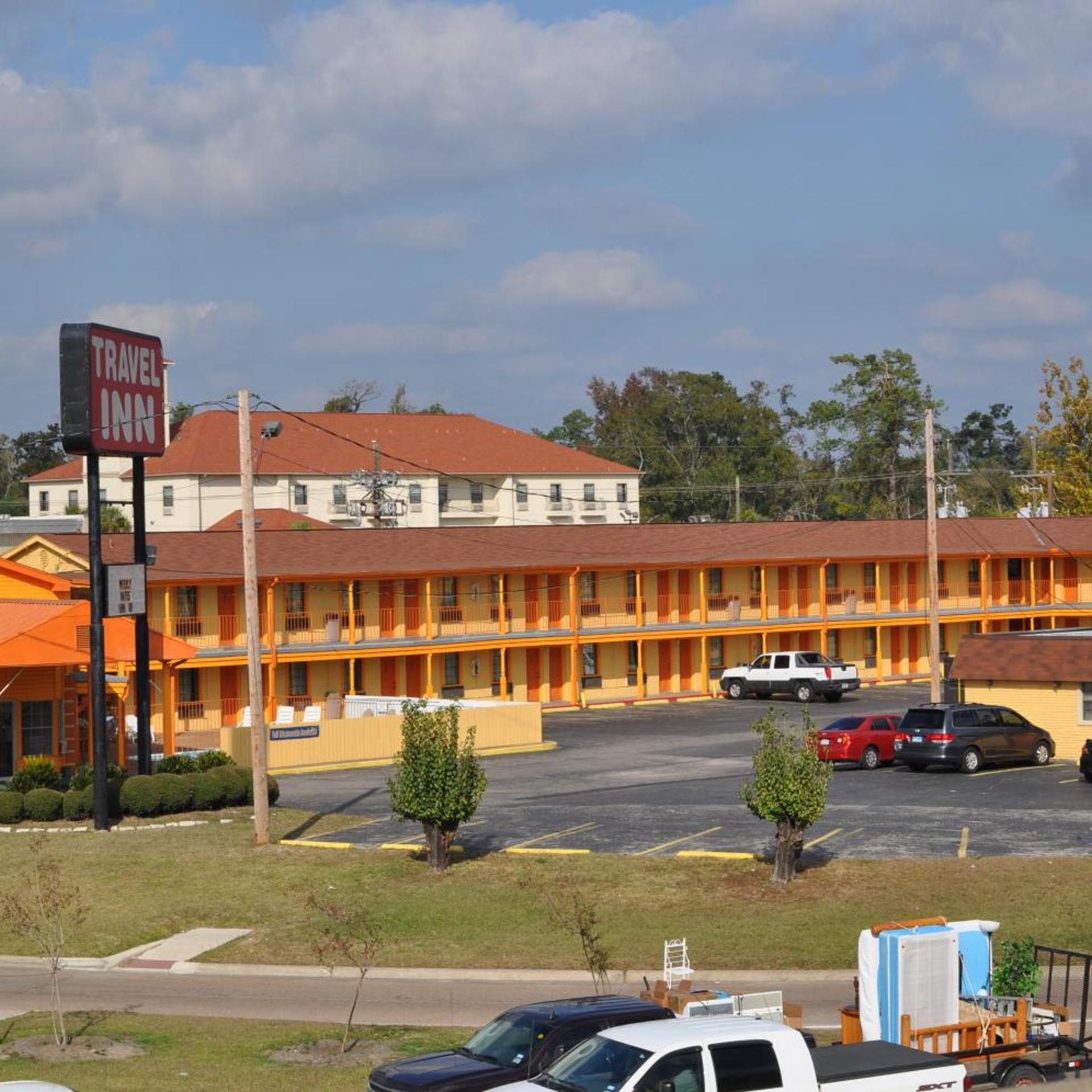 Travel Inn Motel 1/16