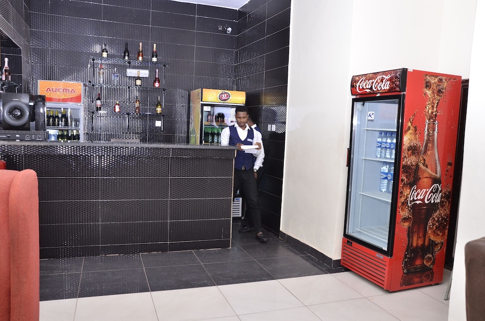Residency Hotel Enugu 6/31