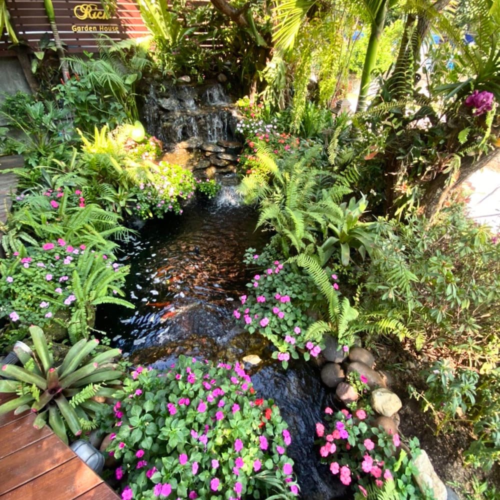 Rich Garden House 26/32