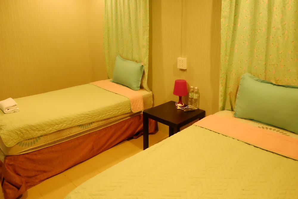 Kaikatak Resort 10/22