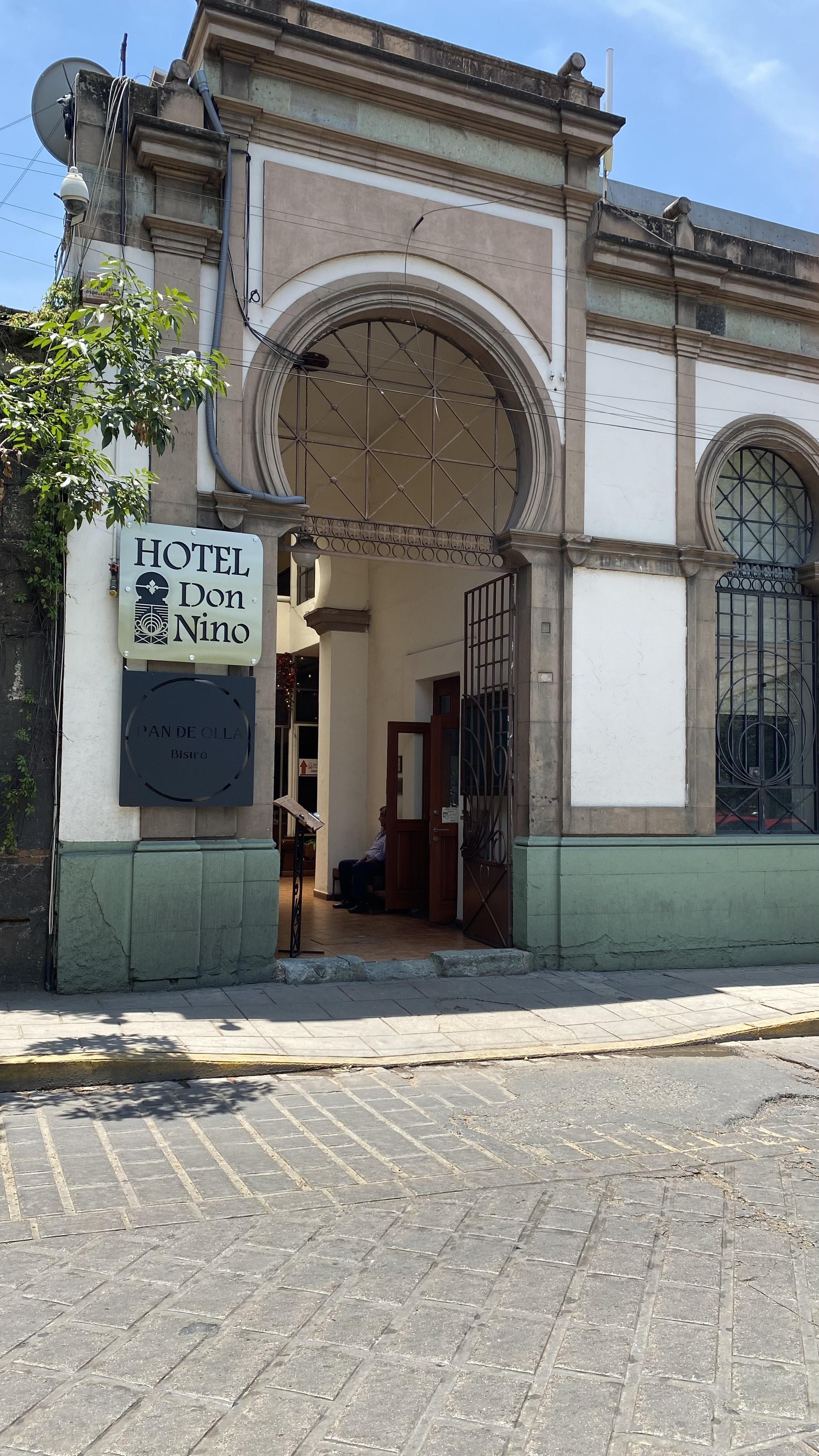Hostel Don Nino 35/51