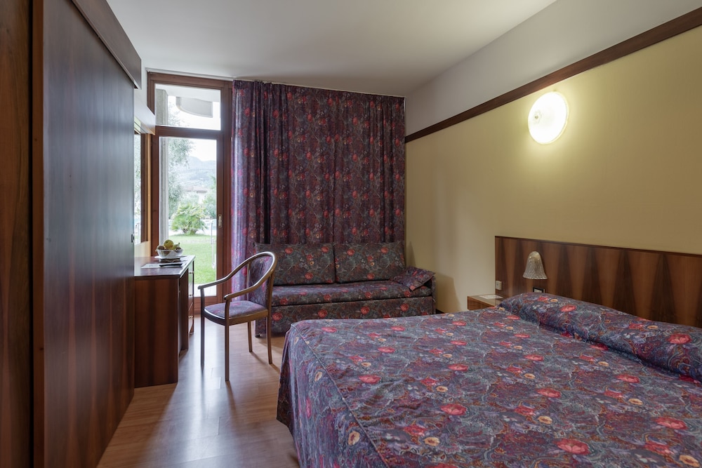 Park Hotel Oasi 24/71