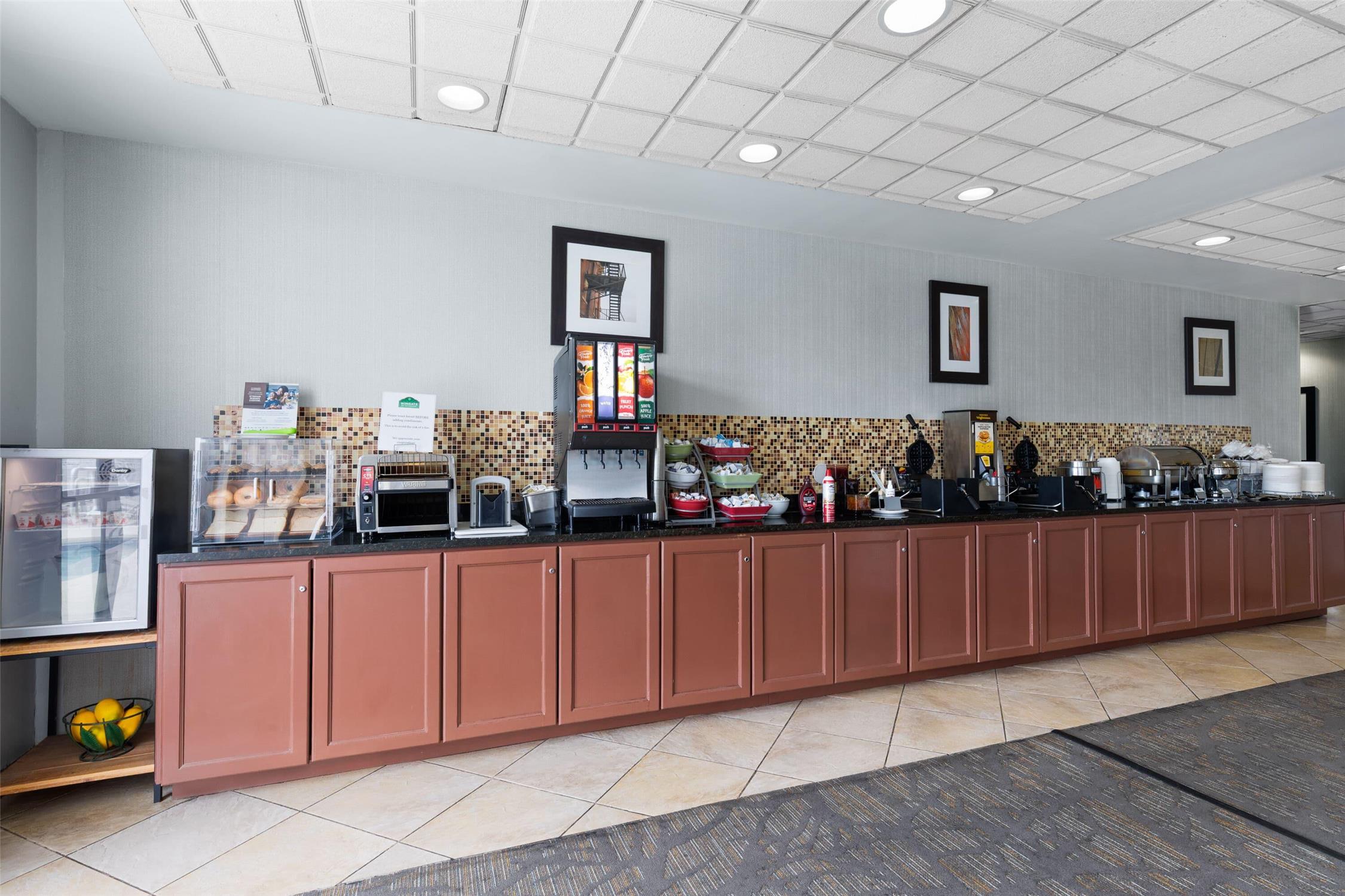 Wingate by Wyndham Destin 30/34