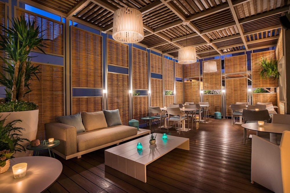 Hotel Pirineos Figueres 37/48
