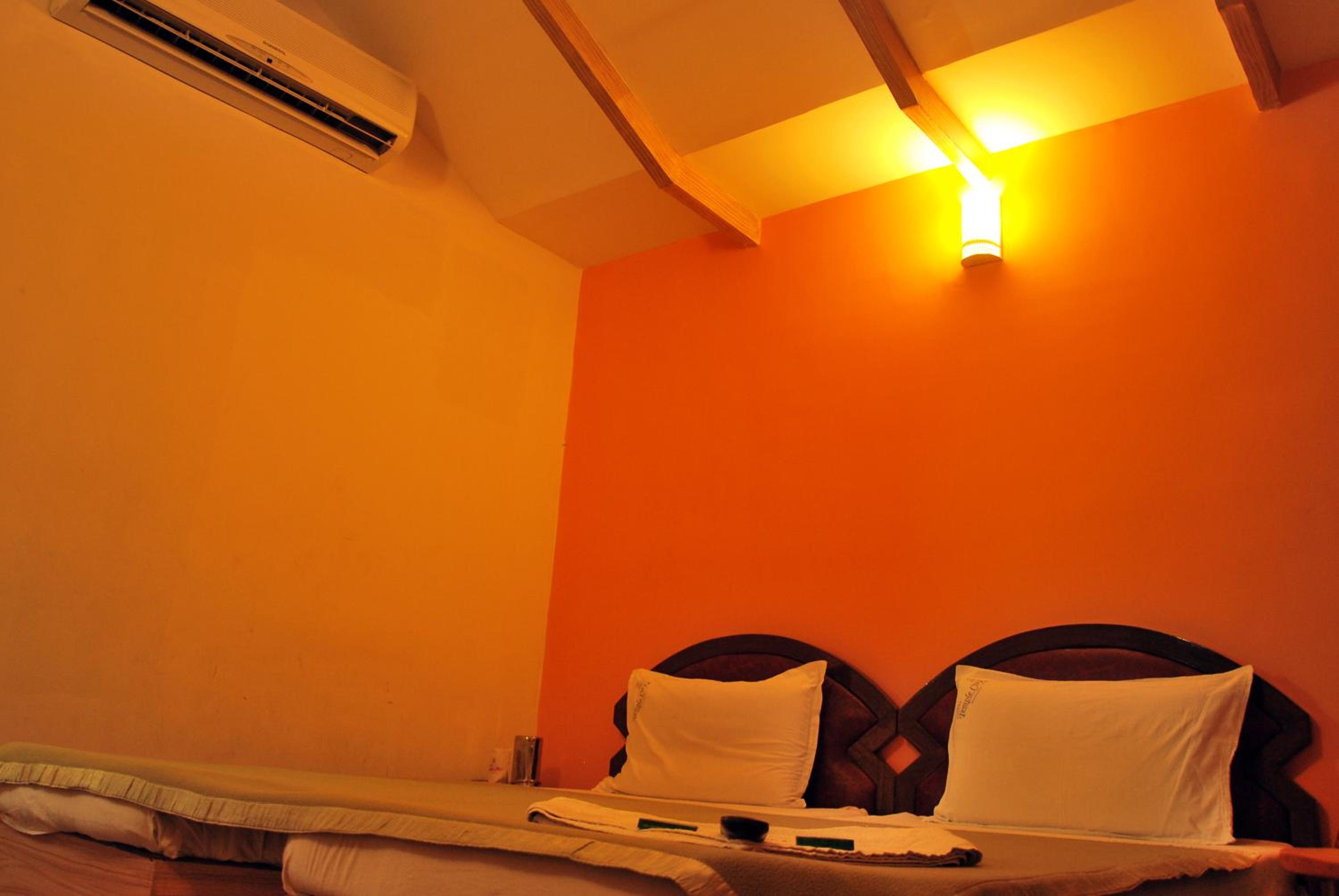 Hotel Temple City 36/49