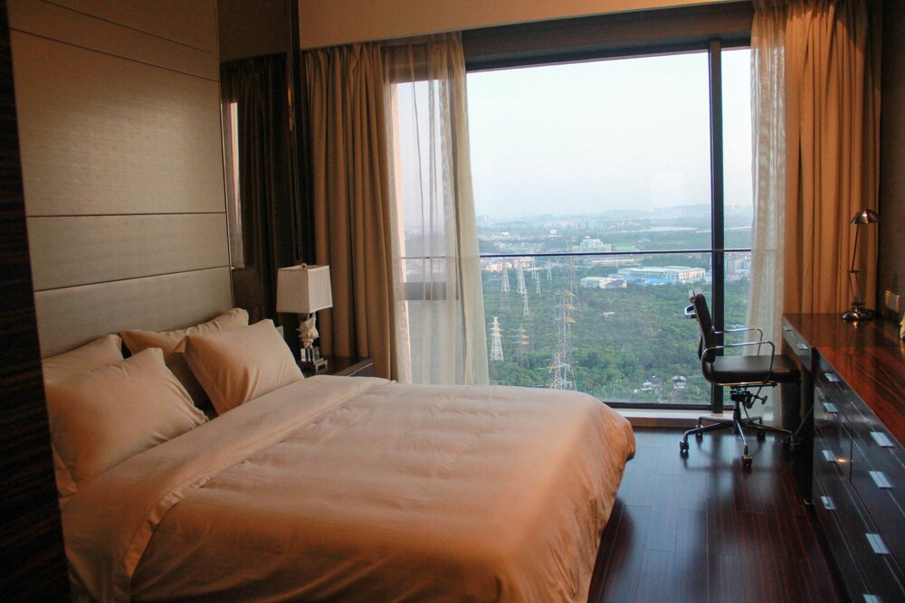 Xingyi International Hotel Poly Store 12/70