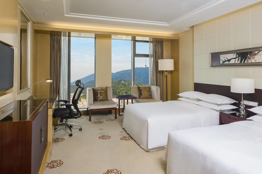 Sheraton Wuxi Binhu 17/50