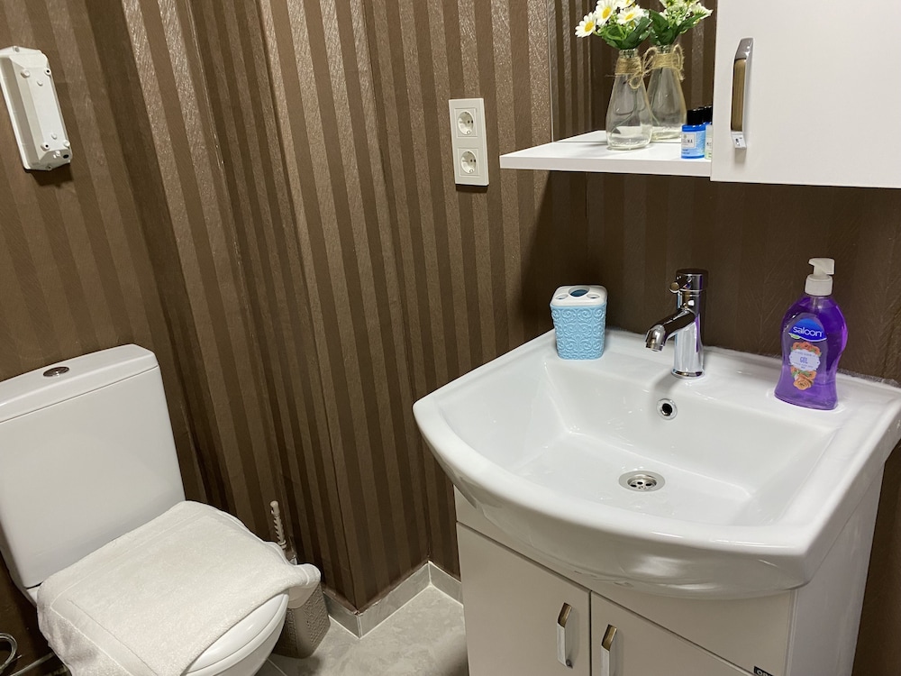 Atam Suites Apart 40/50