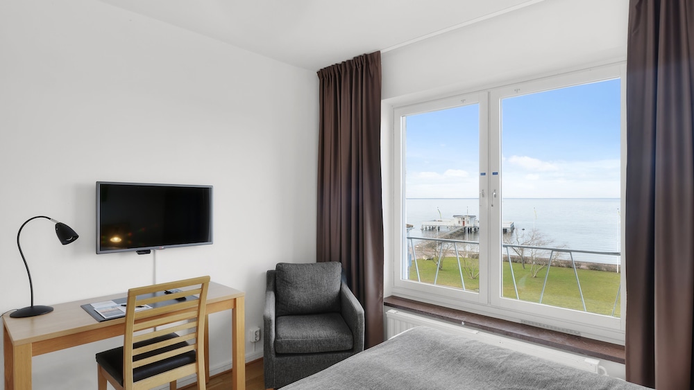 Strand Hotel Borgholm 34/42