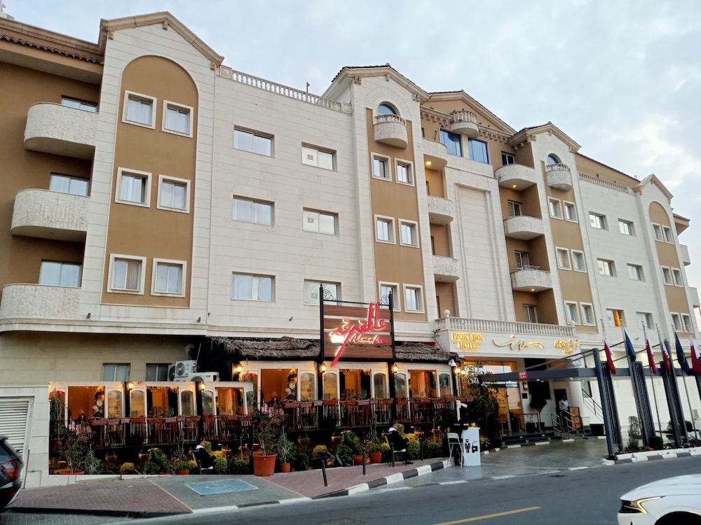 Ivory Inn Hotel Doha 53/57