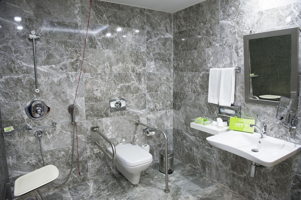HOLIDAY INN GAZIANTEP SEHITKAMIL 11/39
