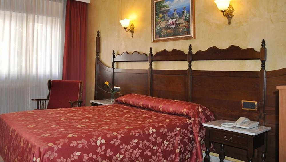 Hotel Reyes Catolicos 14/39