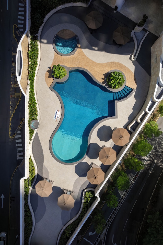 Novotel Kuala Lumpur City Centre 65/67