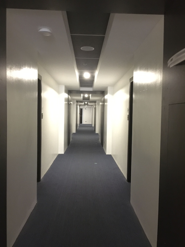 Mezzo Hotel 2/42