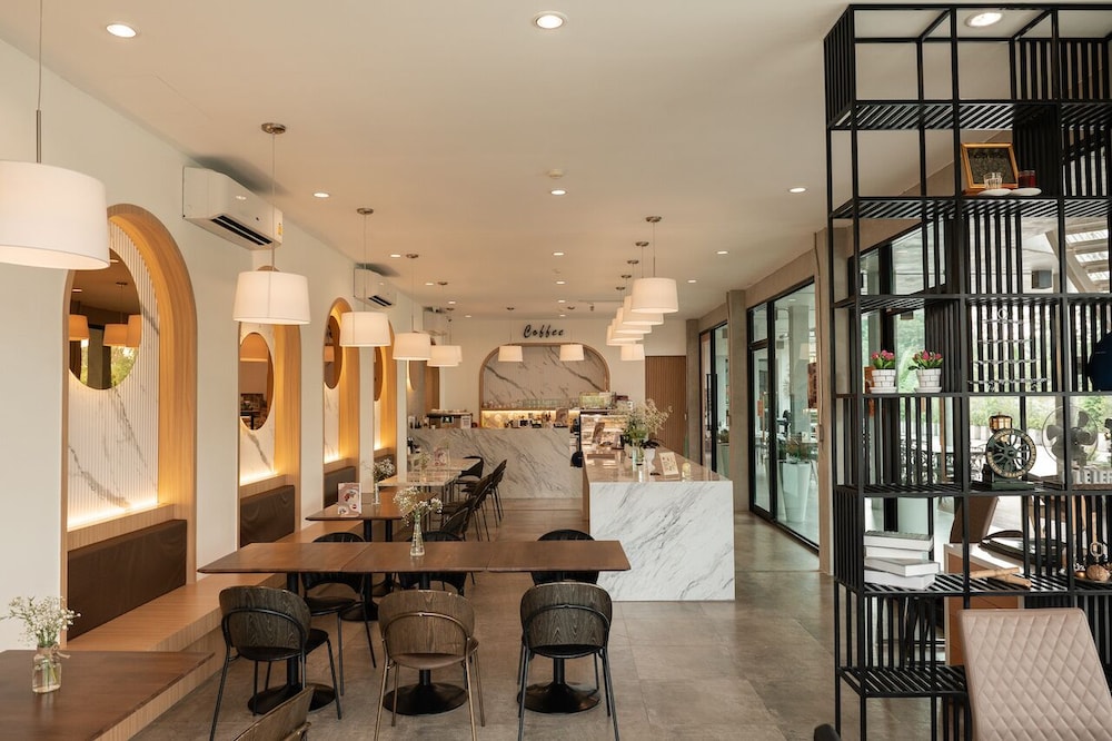 Le Lert Hotel Ratchaburi 20/24