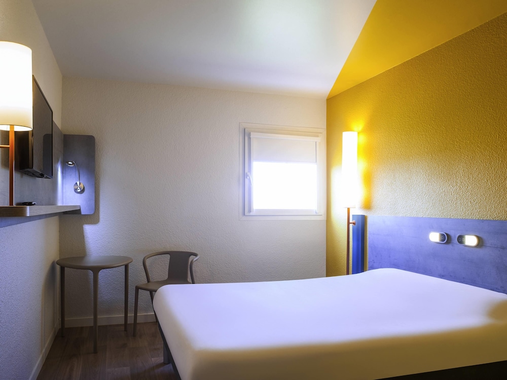IBIS BUDGET NUITS-SAINT-GEORGES 12/52