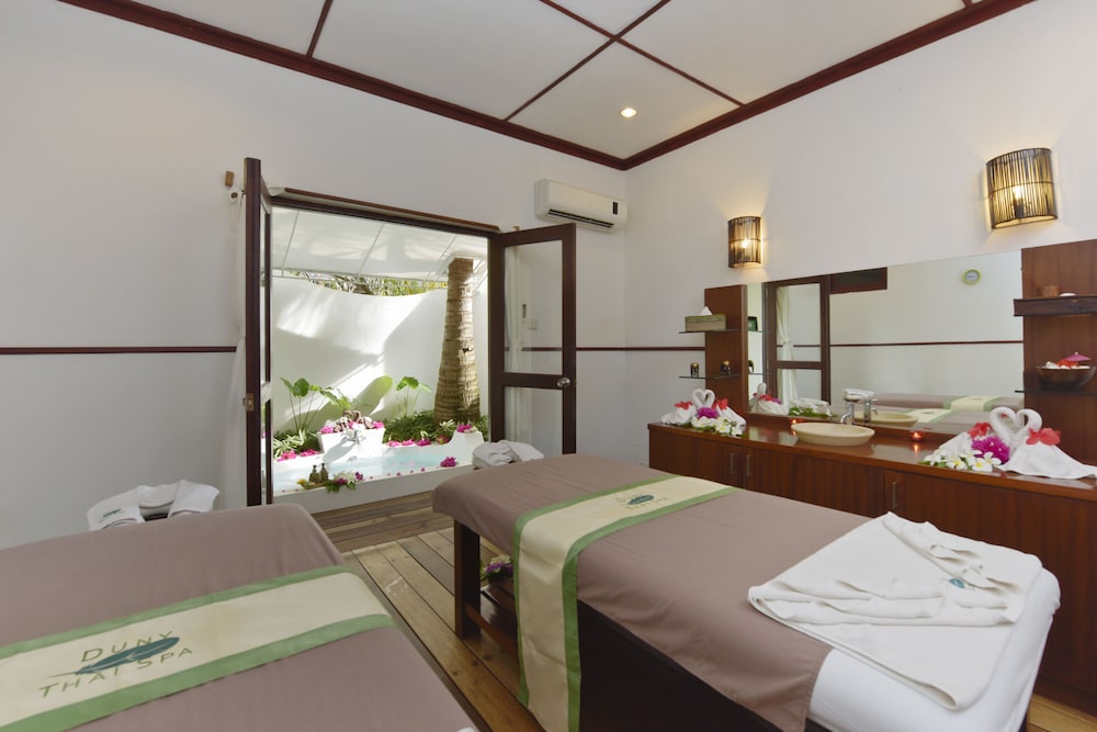 Angaga Island Resort And Spa 57/57