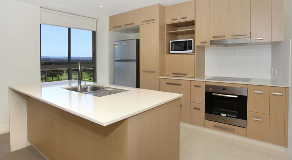 Signature Waterfront Apartments 37/38