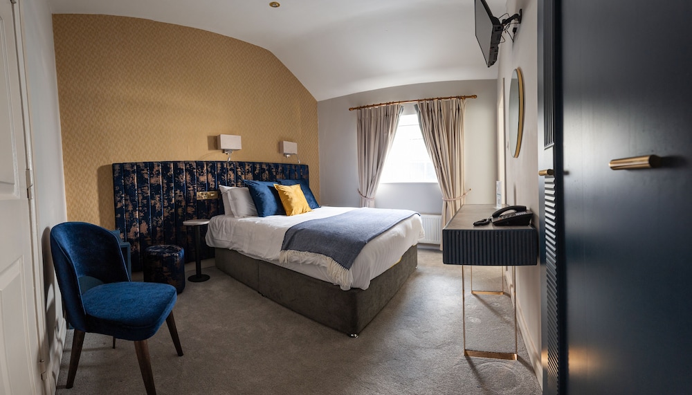 Woodenbridge Hotel 26/73