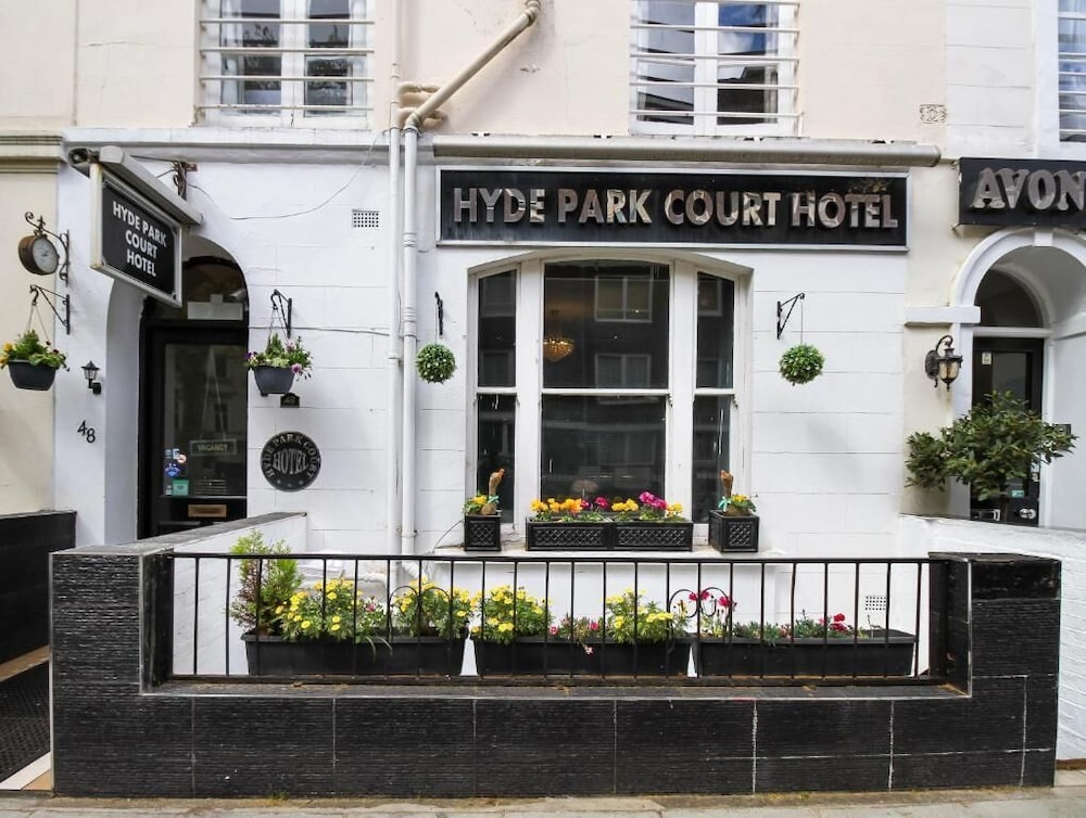 Hyde Park Court 1/50