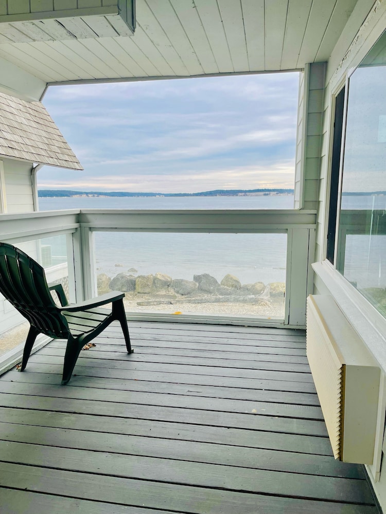 Tides Inn Suites 45/75