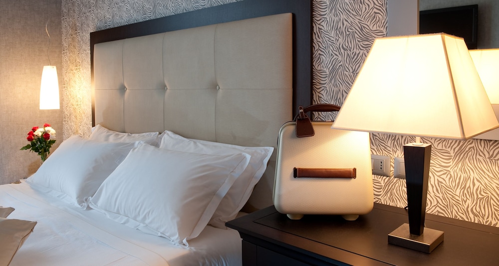Fiume Hotel 23/53