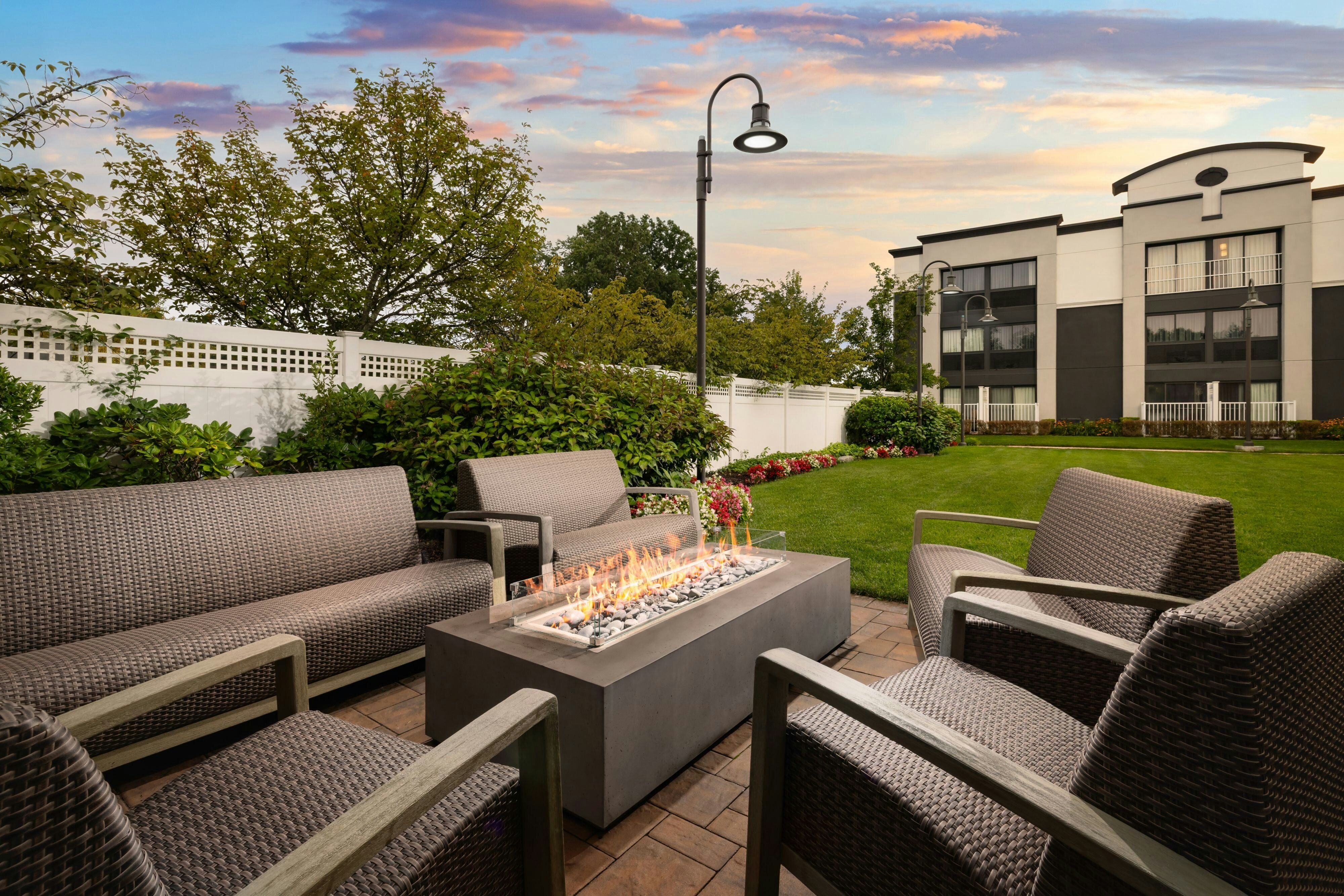 Courtyard by Marriott Montvale 26/41
