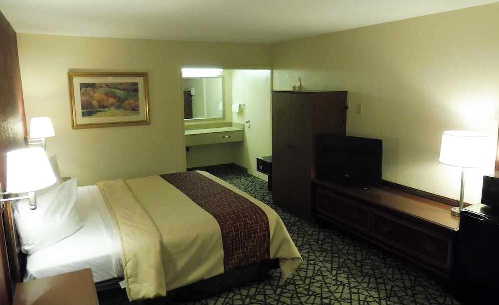 Red Roof Inn Fredericksburg South 10/35