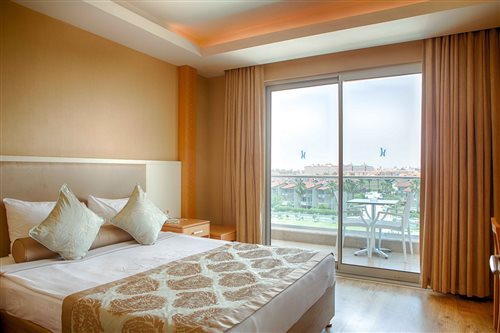 2 Bedrooms, Family, Lateral Side Sea View