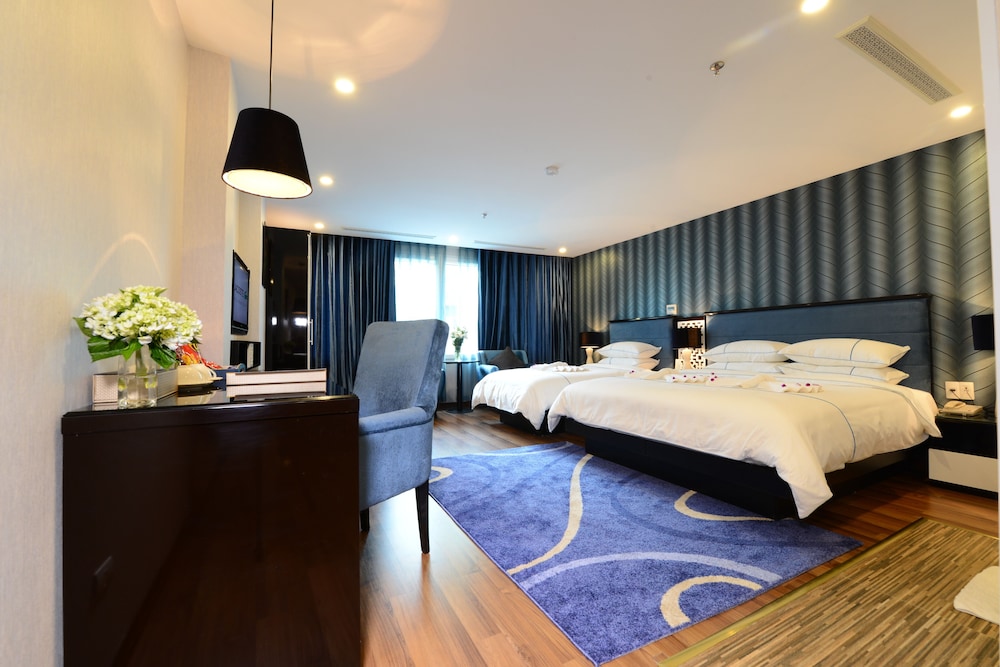 Hanoi Emerald Waters Hotel Spa 12/73
