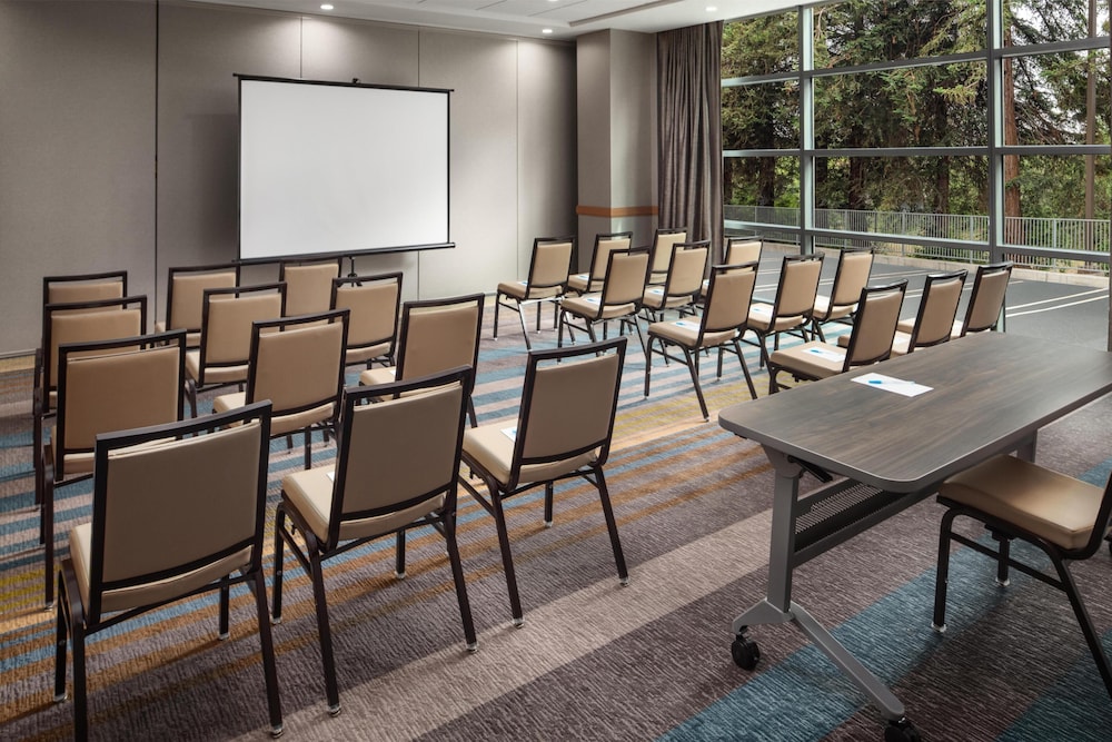 Hyatt House San Jose/Cupertino 53/67