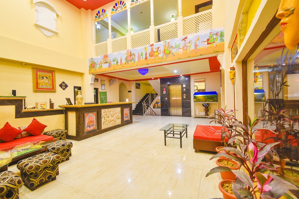 Hotel Laxmi Niwas 3/62