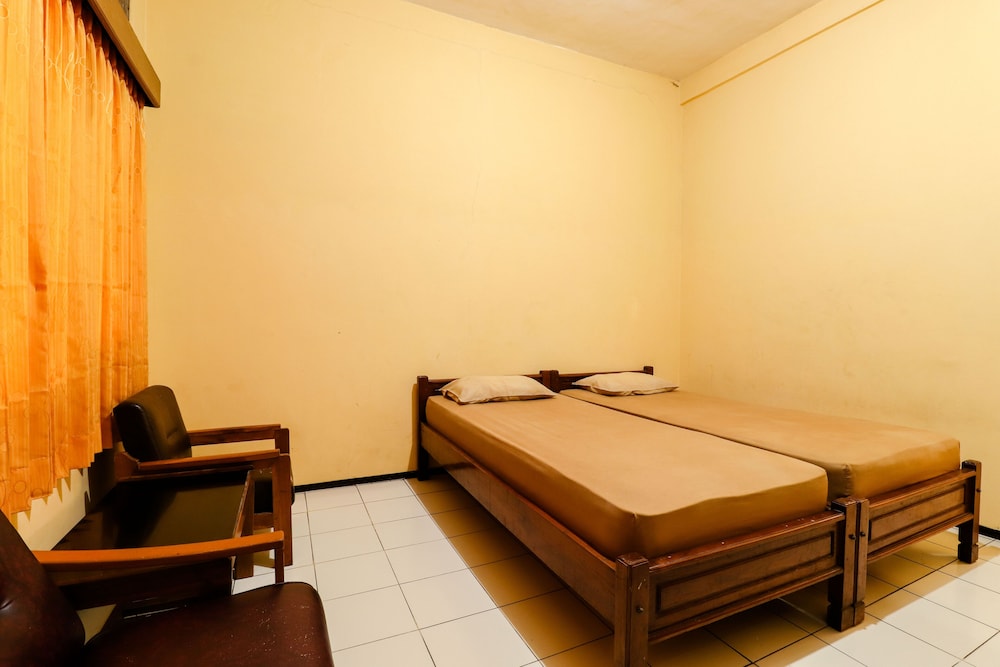 Hotel Bungurasih Syariah by ZUZU 16/26