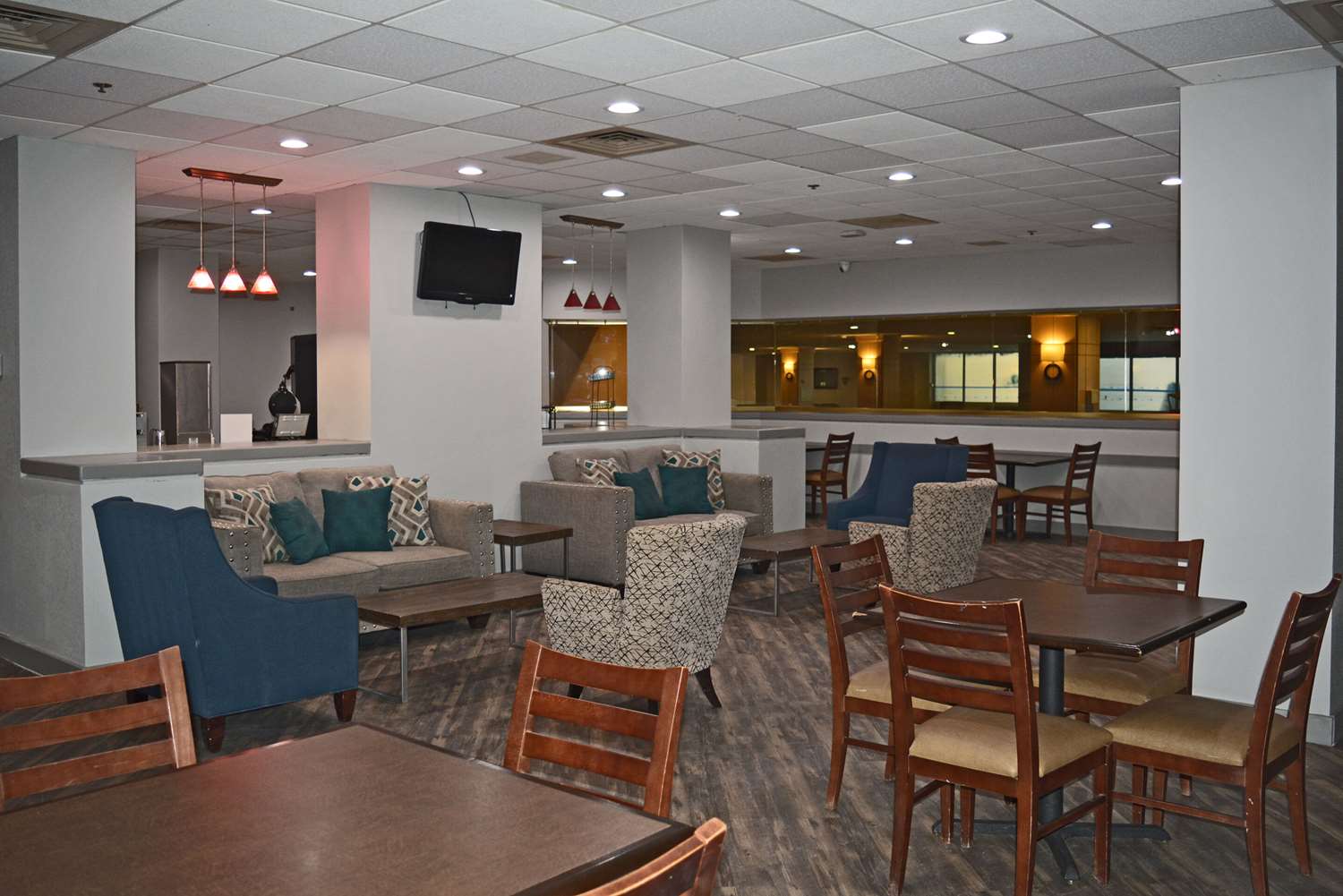 restaurant cafeteria