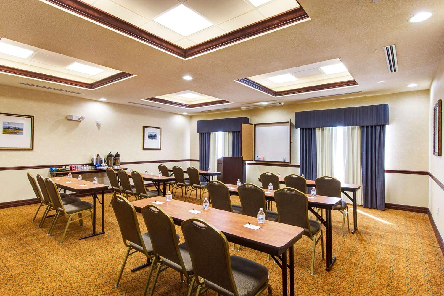 Country Inn & Suites by Radisson, St. Petersburg - Clearwater, FL 48/56