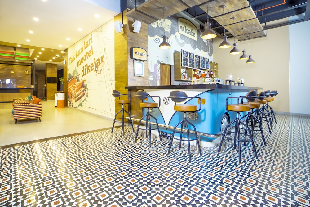 Hotel FortunaGrande Jember 43/61