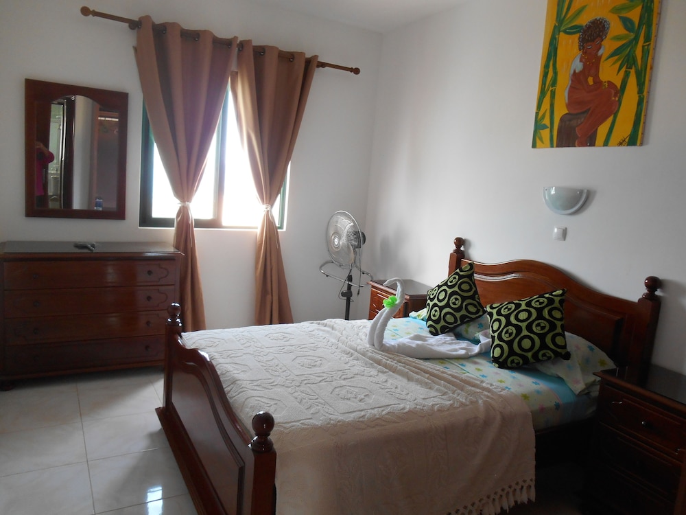 Chez Loutcha Residencial 7/50