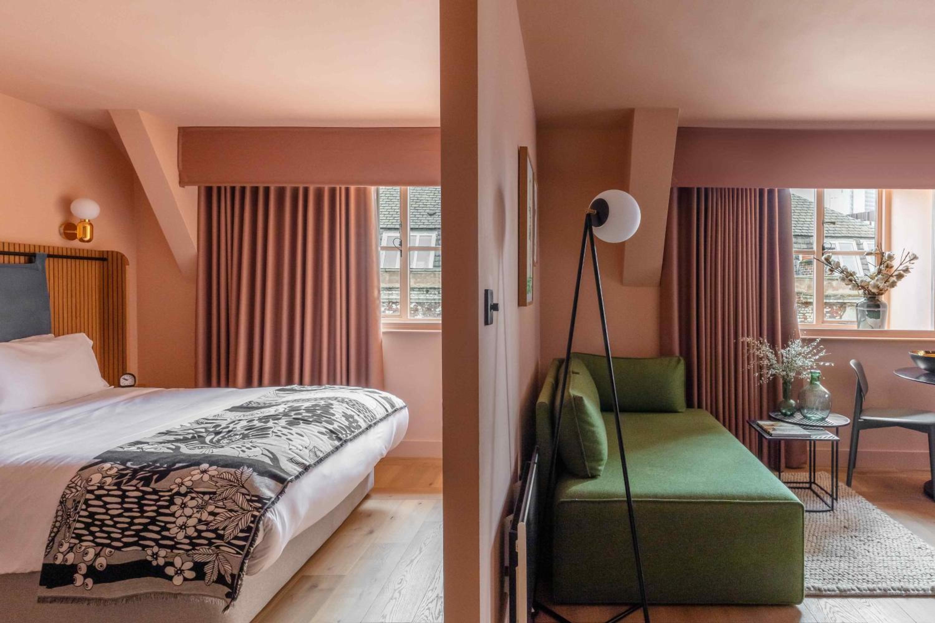 1 Bedroom, Open Plan, Suite, Futon Bed, Queen Bed