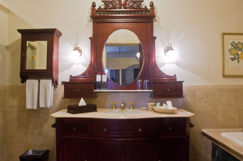 Majapahit Hotel Surabaya - MGallery Collection 9/47