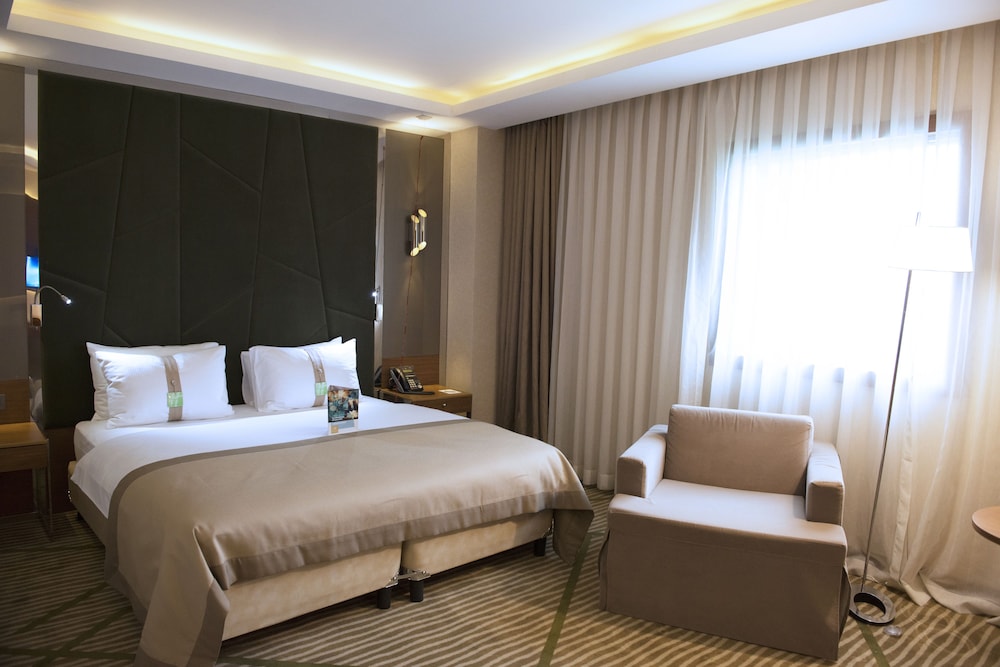 HOLIDAY INN GAZIANTEP SEHITKAMIL 12/39