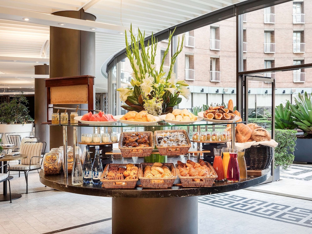 Sofitel Sydney Wentworth 49/70