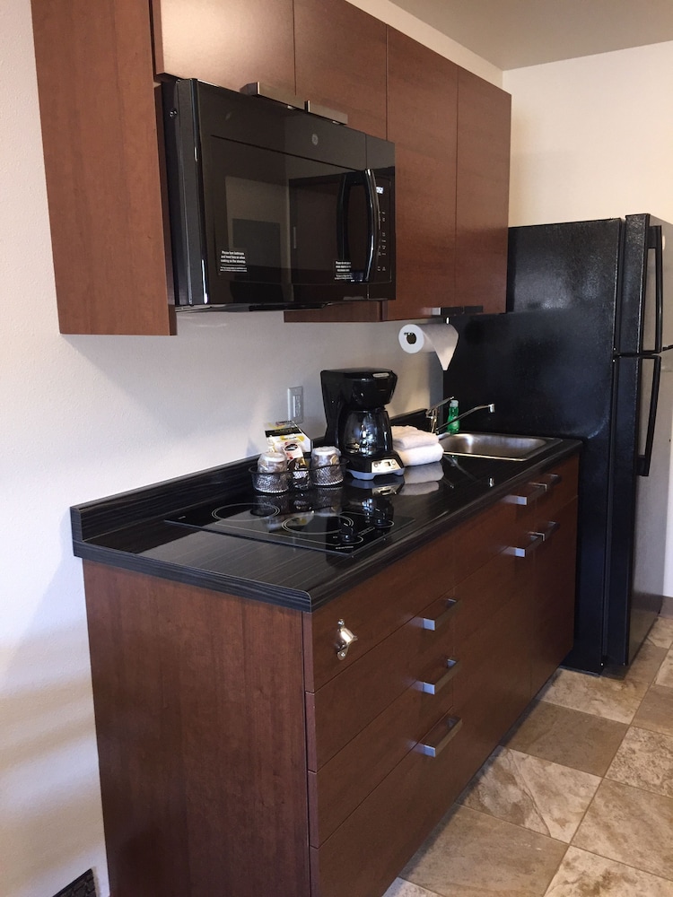 My Place Hotel St George UT 36/42